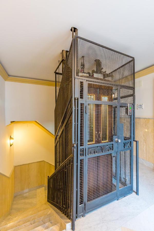 Appartement Poerio Rooftop Luxury